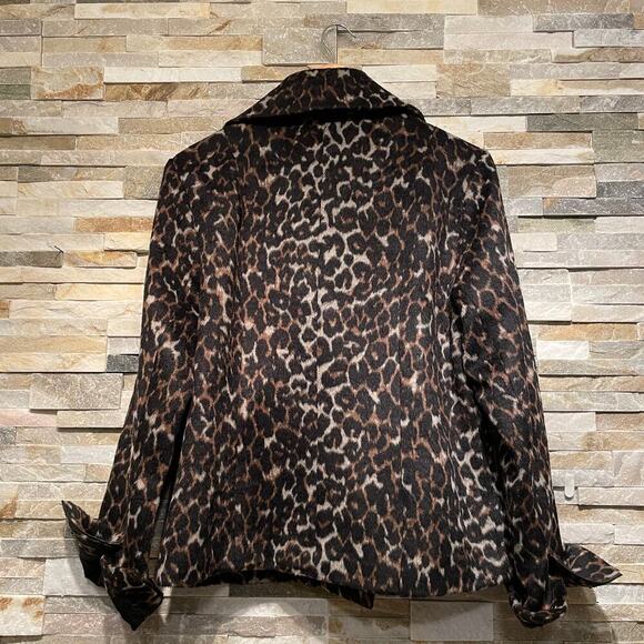 Luii XL Leopard Animal Print Jacket | French Boutique Style, Old Money, Snap NWT - Picture 2 of 12